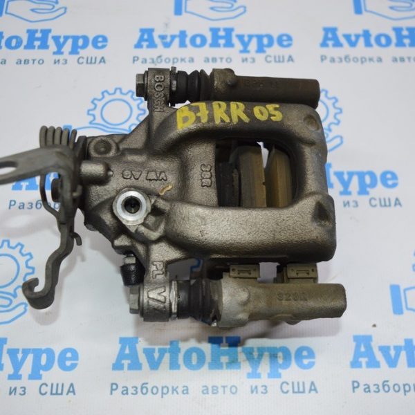 Суппорт зад прав VW Passat b7 USA 5K0-615-424