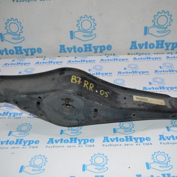 Рычаг нижний под пружину зад прав VW Passat b7 USA 1K0-505-311-AB