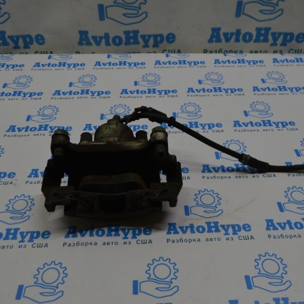 Шланг тормозной перед лев VW Passat b7 USA