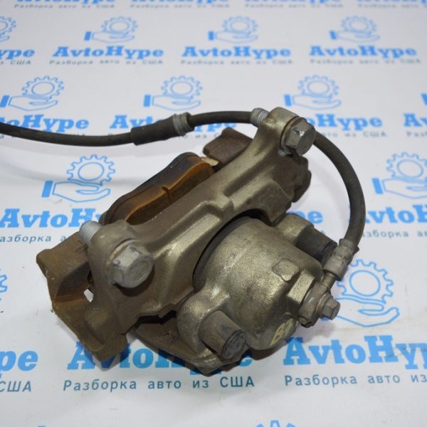 Суппорт перед лев VW Passat b7 USA 5N0-615-123