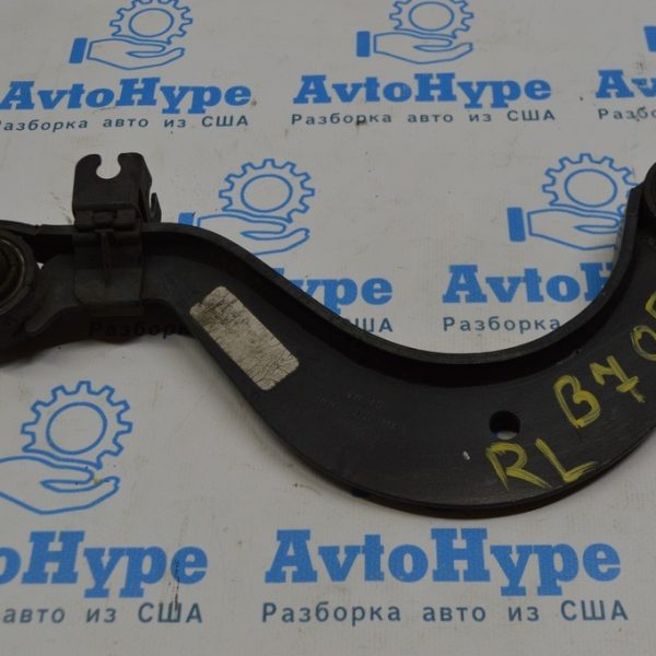 Рычаг верхний зад лев VW Passat b7 USA (05) 5Q0-505-323-C