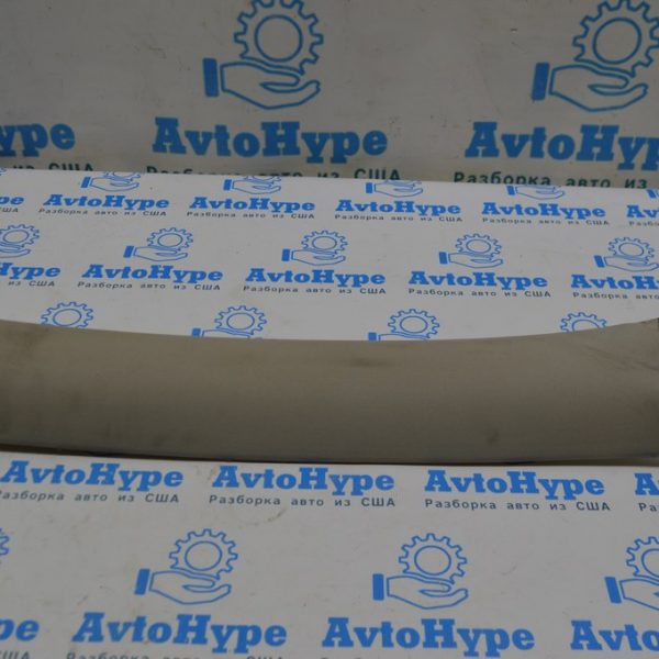 Накладка передней стойки верх правая VW Passat b7 USA серая 561-867-234-B-5T5