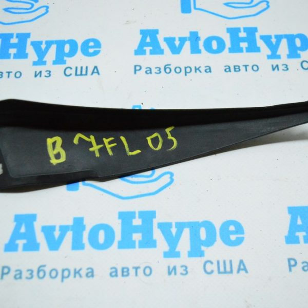 Уплотнитель решетки дворников лев VW Passat b7 USA 561-819-447-B-9B9