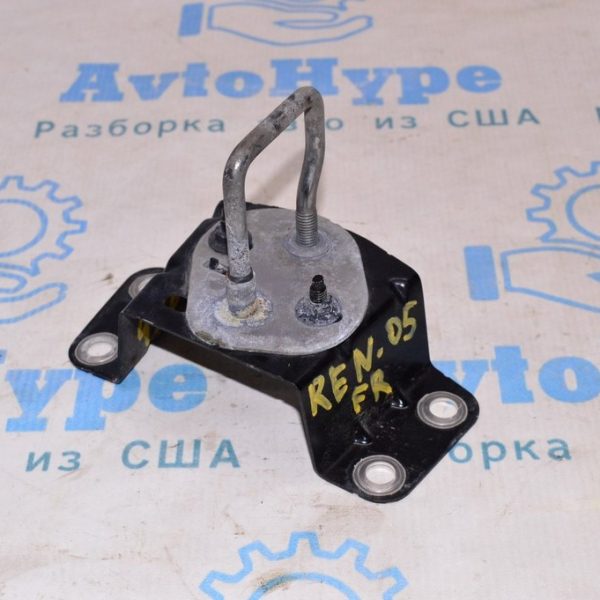 Крюк замка капота прав Jeep Renegade 15- 68269788AA