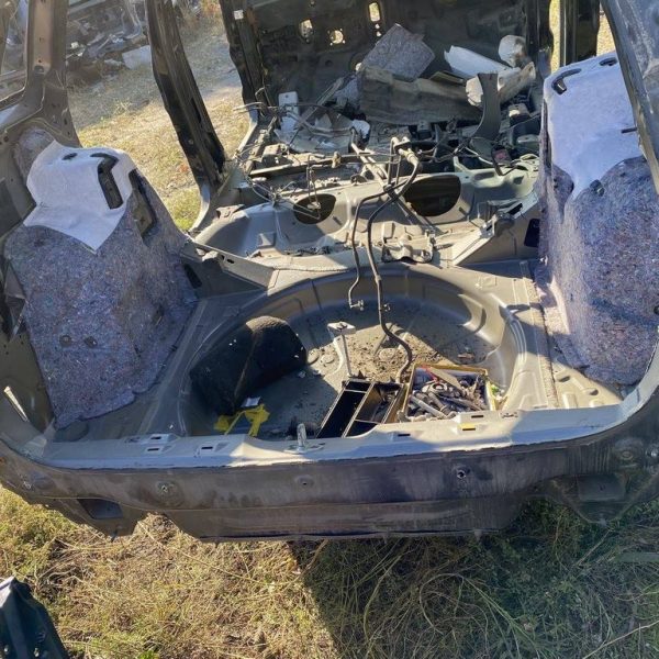 Задняя панель Jeep Cherokee KL 14- 68223598AA