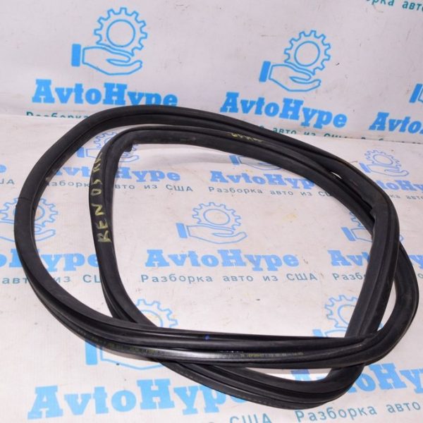 Уплотнитель дверного проема зад прав Jeep Renegade 15- 68339130AA