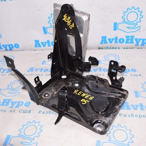 Поддон АКБ Jeep Renegade 15- 68322727AA