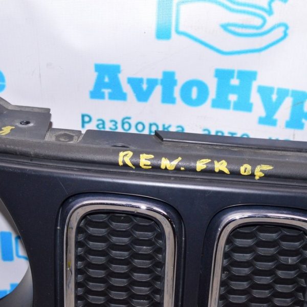 Уплотнитель капота правый Jeep Renegade 15-