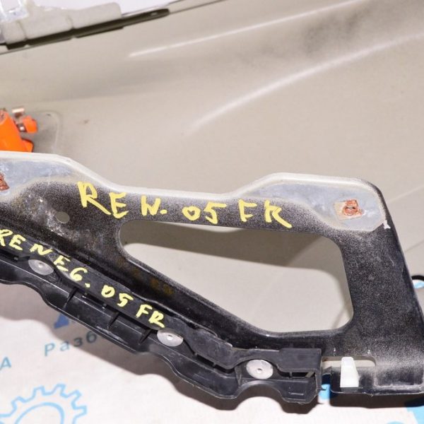 Кронштейн крыла перед прав Jeep Renegade 15- зад 68246358AA