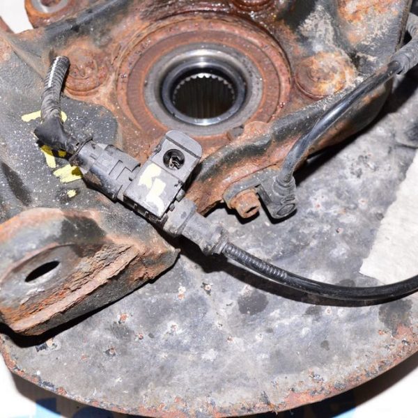 Датчик ABS зад прав Jeep Renegade 15- 68372700AA