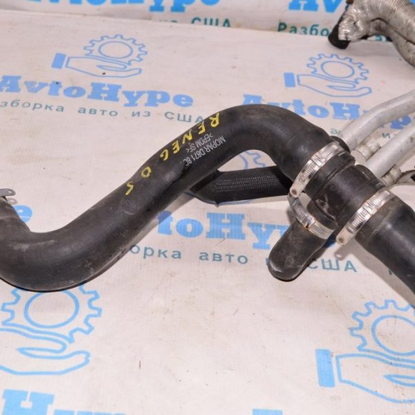 Патрубок охлаждения верхний Jeep Renegade 15- 2.4 68246567AA