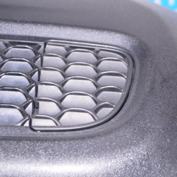 Заглушка буксировочного крюка заднего бампера Jeep Renegade 15- 5VW91LXHAA