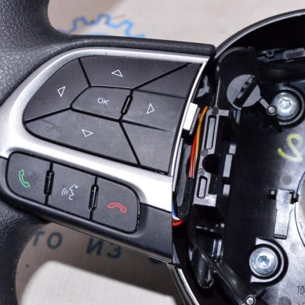 Кнопки управления (на руле) Jeep Renegade 15-лев 5YL19XSAAC