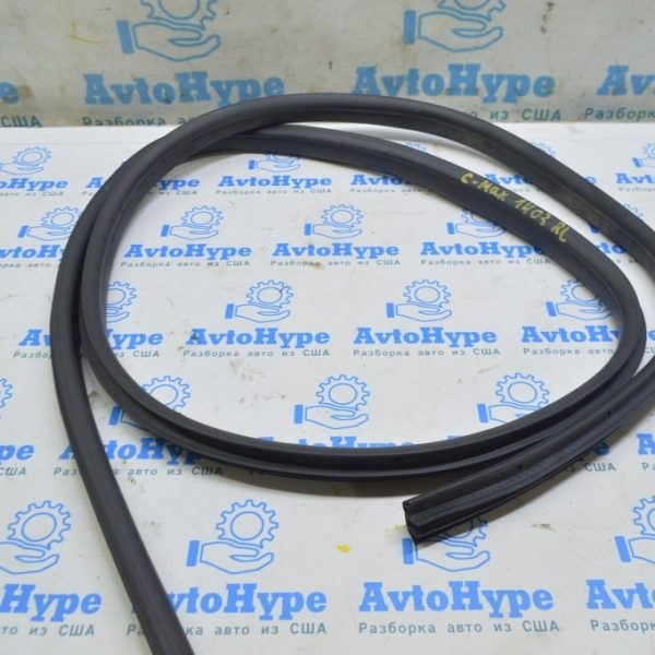 Уплотнитель дверного проема зад лев Ford C-max MK2 13- AM5Z-5825324-D