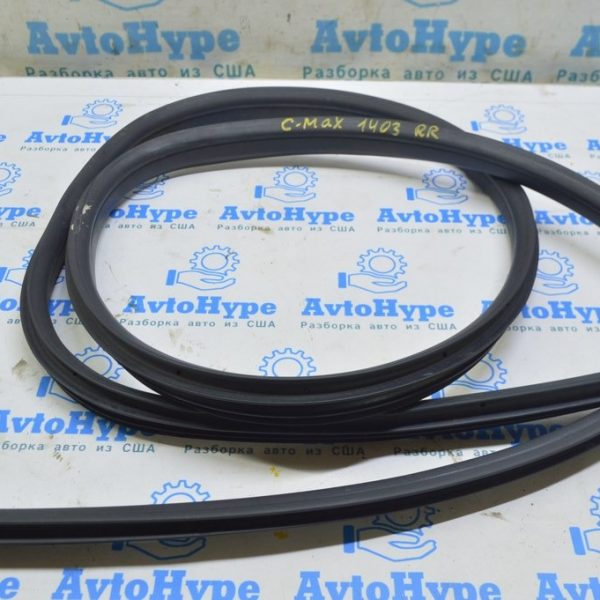 Уплотнитель дверного проема зад прав Ford C-max MK2 13- AM5Z-5825324-D