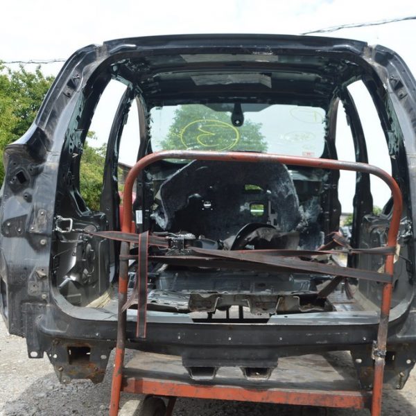 Задняя панель Ford C-max MK2 13- (03) DM5Z5840320A