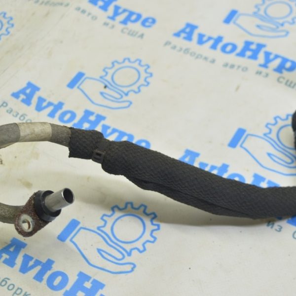 Трубка системы охлаждения акпп Ford C-max MK2 13-18 на маслонасос DM5Z 7A031-A