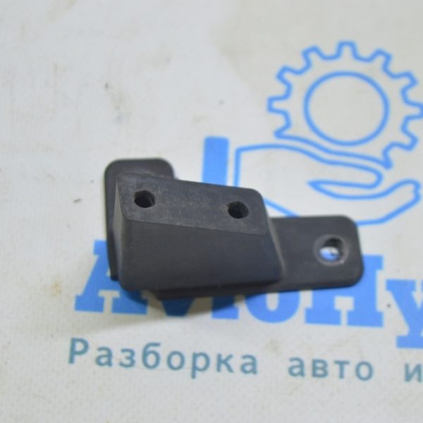 Крепление на крышке багажника левое Ford C-max MK2 13-16 AM51-u439a01-ac