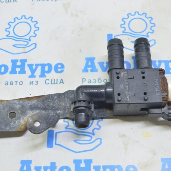 Клапан системы охлаждения Ford C-max MK2 13-18 energy (03) DM58-18C310-AB