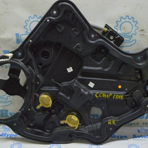 Стеклоподъемник с мотором задний правый Jeep Compass 17- панель в сборе 68292132AA