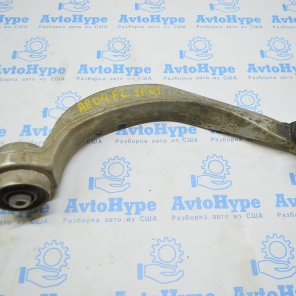 Рычаг нижний передний левый серповидный Audi A8 D4 10-17 (01) трещины на сайлентблоке 4H0407693F