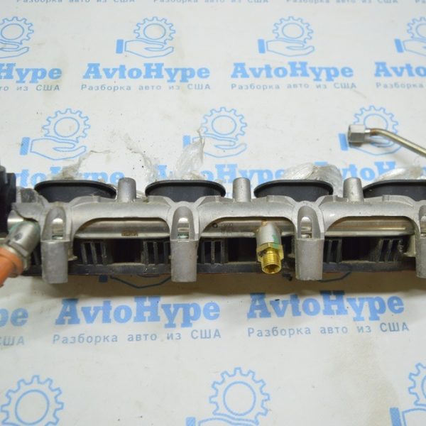 Топливная рейка правая 4.2 Audi A8 D4 10-17 079 133 316aq