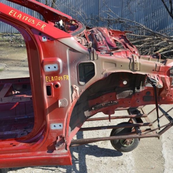 Четверть передняя правая HYUNDAI ELANTRA AD 17- (03) красный цвет 64602-F3000