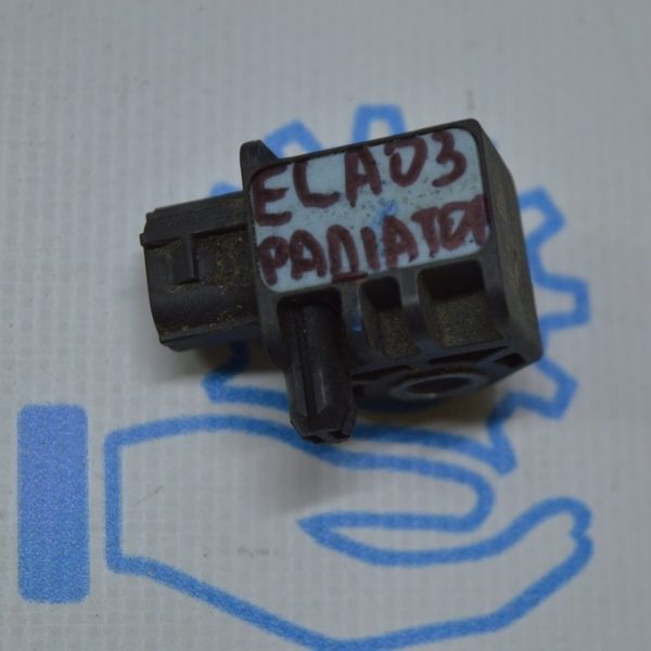 Датчик подушки безопасности перед прав HYUNDAI ELANTRA AD 17- 95930-F2000