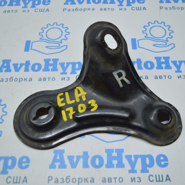 Лопух подрамника перед прав HYUNDAI ELANTRA AD 17- 62477-F2100