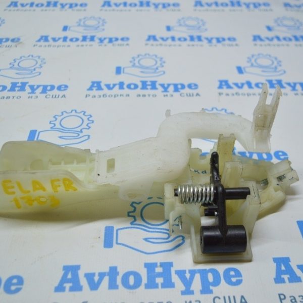 Механизм ручки двери перед прав HYUNDAI ELANTRA AD 17- 82665-F3000