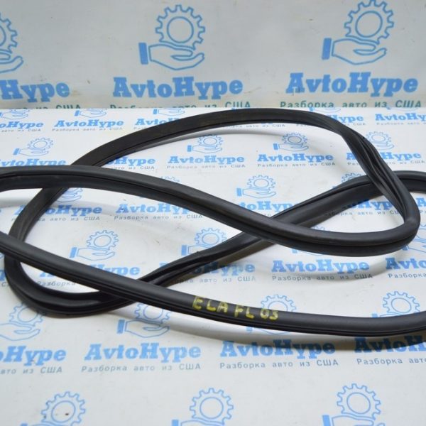 Уплотнитель дверного проема перед лев HYUNDAI ELANTRA AD 17- 82110-F3000-4X