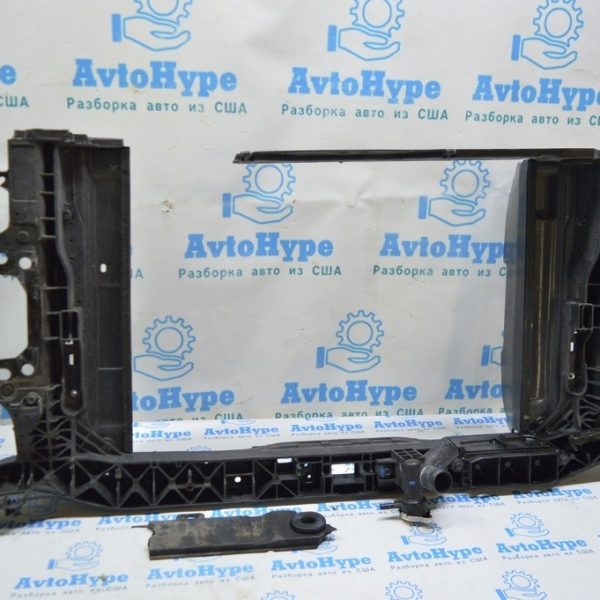 Телевизор панель радиатора HYUNDAI ELANTRA AD 17-(03) деф.нет нижней ч-ти 64101-F3000