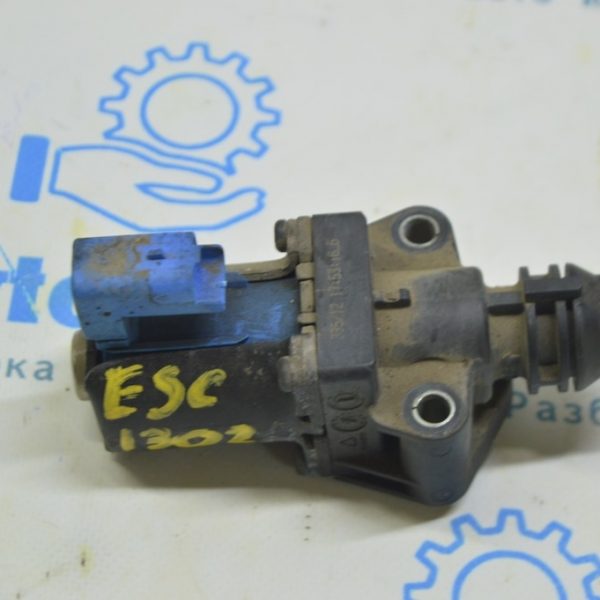 Клапан системы охлаждения Ford Escape MK3 13-19 1.6T BM5G8C605DB