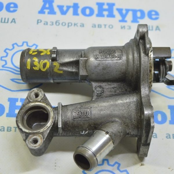 Корпус термостата Ford Escape MK3 13- (02) 1.6 железный bm5g-9k478-ab