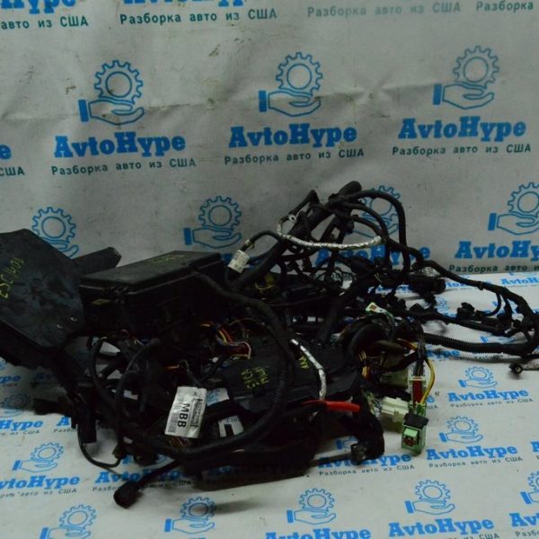 Проводка подкапотная без блока предохранителей Ford Escape MK3 13- (08)
