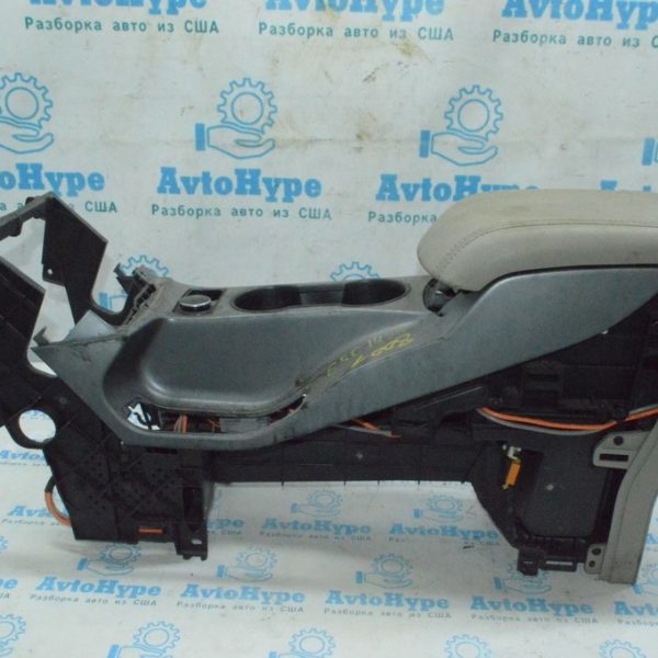Консоль центральная (подлокотник и подстаканники) Ford Escape MK3 13- беж (08) CJ5Z-7806024-AC