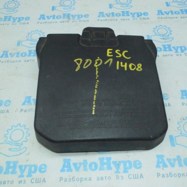 Крышка корпуса  АКБ Ford Escape MK3 13- (08) трещина am51-10a659-ca