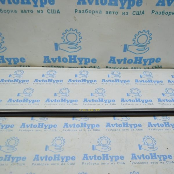 Молдинг дверь-стекло центральный зад прав Ford Escape MK3 13- хром CJ5Z-7825860-G