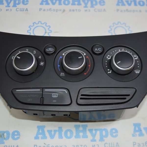 Кнопка подогрева заднего стекла Ford Escape MK3 13- CM5T14B418AB