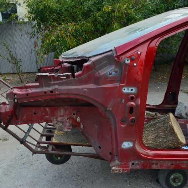 Четверть передняя левая Ford Escape MK3 13-16 дорест красный цвет RR (10) CV6Z-16055-B