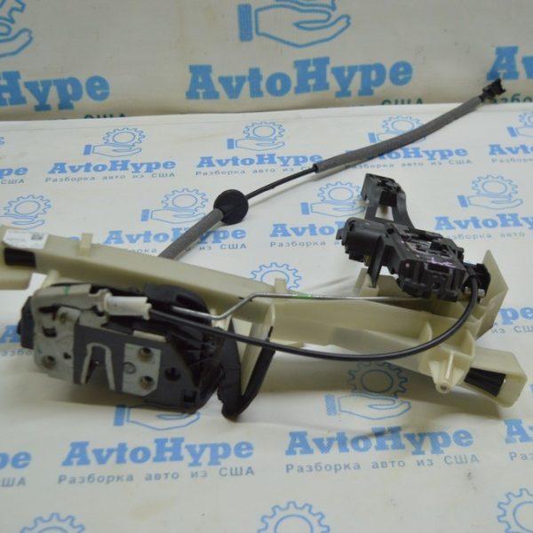 Направляющая стекла двери передней левой Ford Escape MK3 13- CJ5Z7843351A