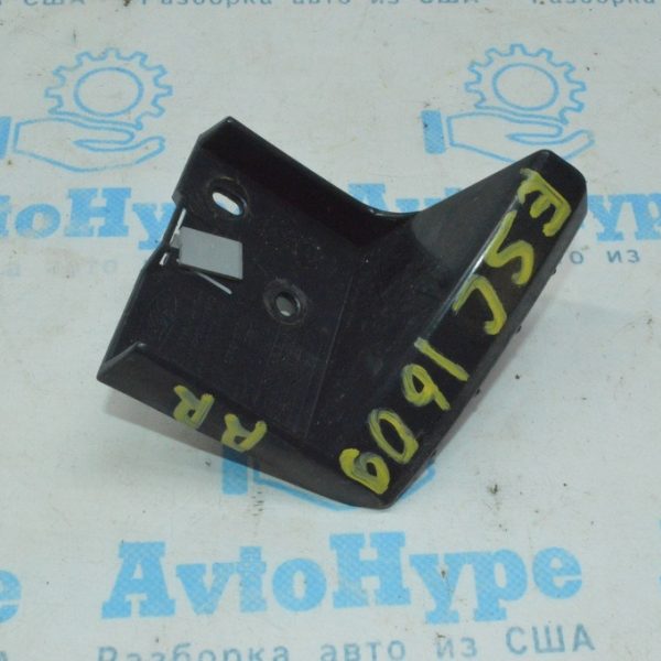 Крепление заднего бампера под фонарем прав Ford Escape MK3 13-16 дорест CJ5Z-17D942-C