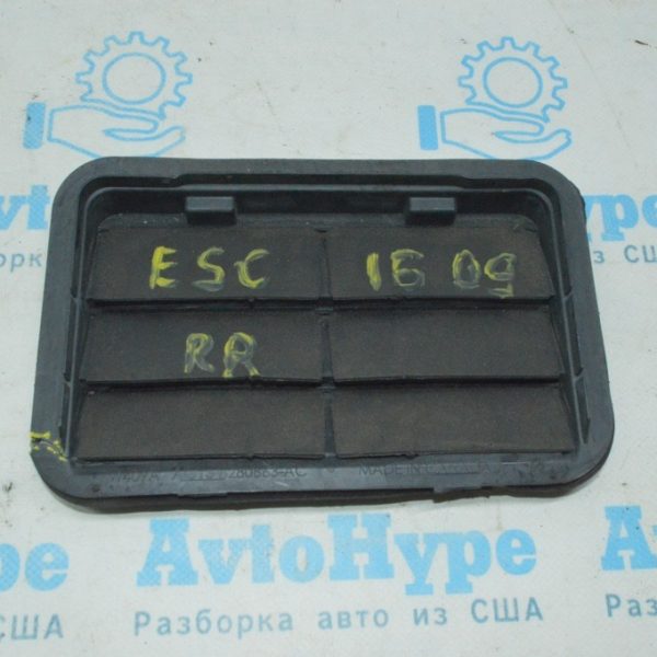 Щиток вентиляции правый Ford Escape MK3 13- (09) трещина AG1Z-61280B62-A