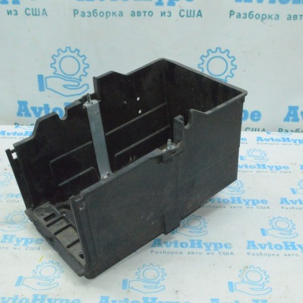 Корпус АКБ Ford Escape MK3 13- AM5Z-10732-C