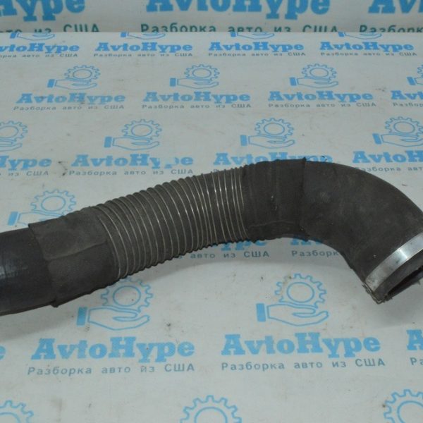 Патрубок правый Ford Escape mk3 13- 2.0T (09) 1 часть резина CV61-6C646-GL CV6Z-6C640-B