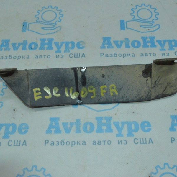 Брызговик подкрылка передний правый Ford Escape MK3 13-