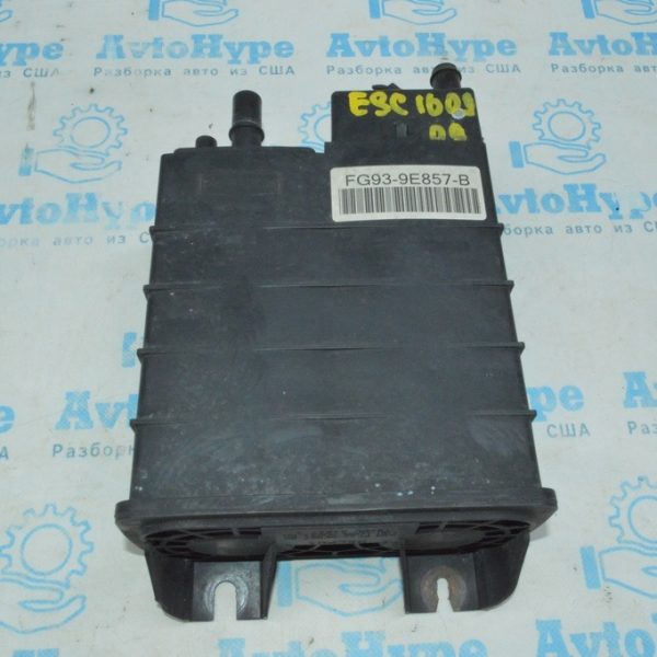 Канистра с углем абсорбер Ford Escape MK3 13- CU5Z-9D653-J