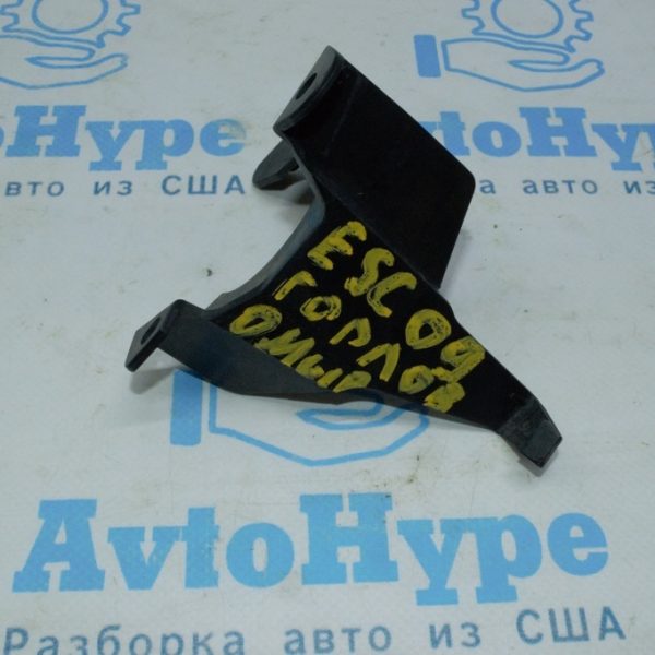 Крепление горловины бачка омывателя Ford Escape MK3 13-19 CJ54-17C615-AB