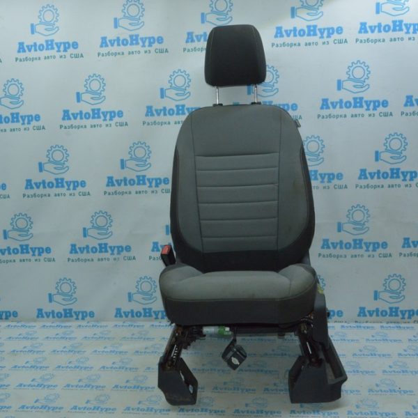 Водительское сидение Ford Escape MK3 13- черно-серое тряпка, электро (09) CJ5Z-7862901-AD