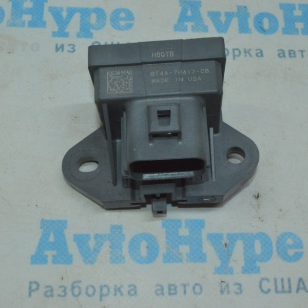 Fuel pump control реле топливного насоса Ford Escape MK3 13- (09) BT4A-7H417-CB